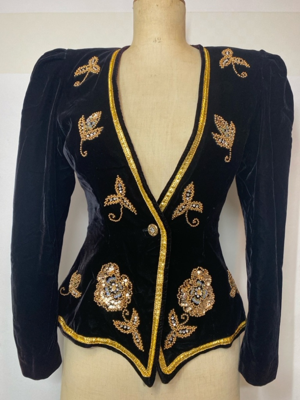 Vintage Edie Johne Black Embellished Velvet Jacket-gold beaded floral, size 8